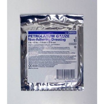 usp-white-petrolatum-gauze-pleated-dressing-1-x-8-inch-sterile-d8c